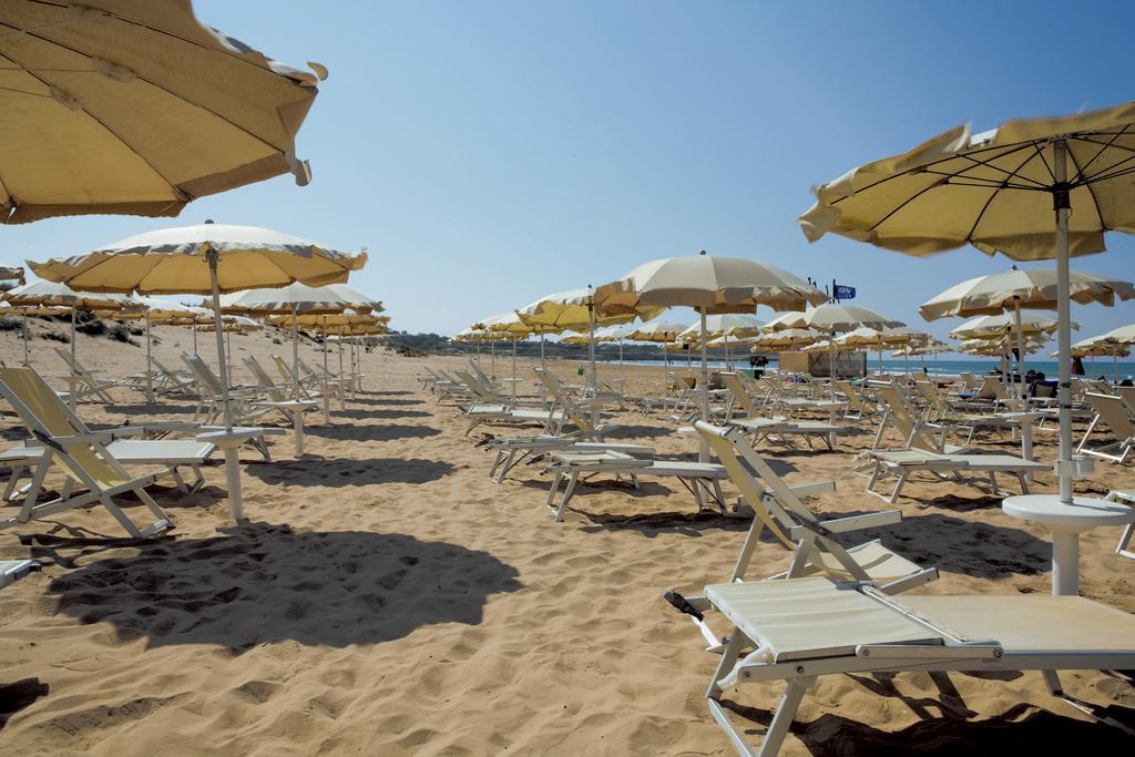 Igv Club Baia Samuele 호텔 샘피어리 외부 사진